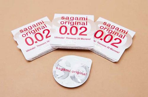 Dùng bao cao su nào sướng nhất? Sagami Original 0.01mm